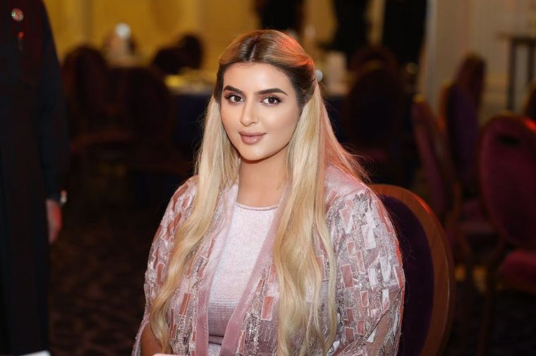 Sheikha Mahra pastel abaya feature